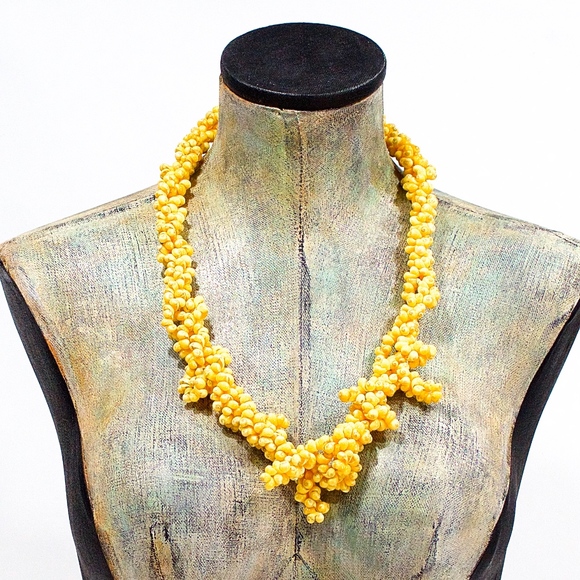 VTG 80's Natural Sunshine Shell Necklace - Picture 1 of 2